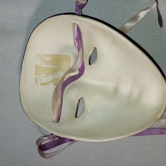 Vintage Hand Painted Ceramic Carnival Face Wall Mask Heart Design - Picture 4 of 8